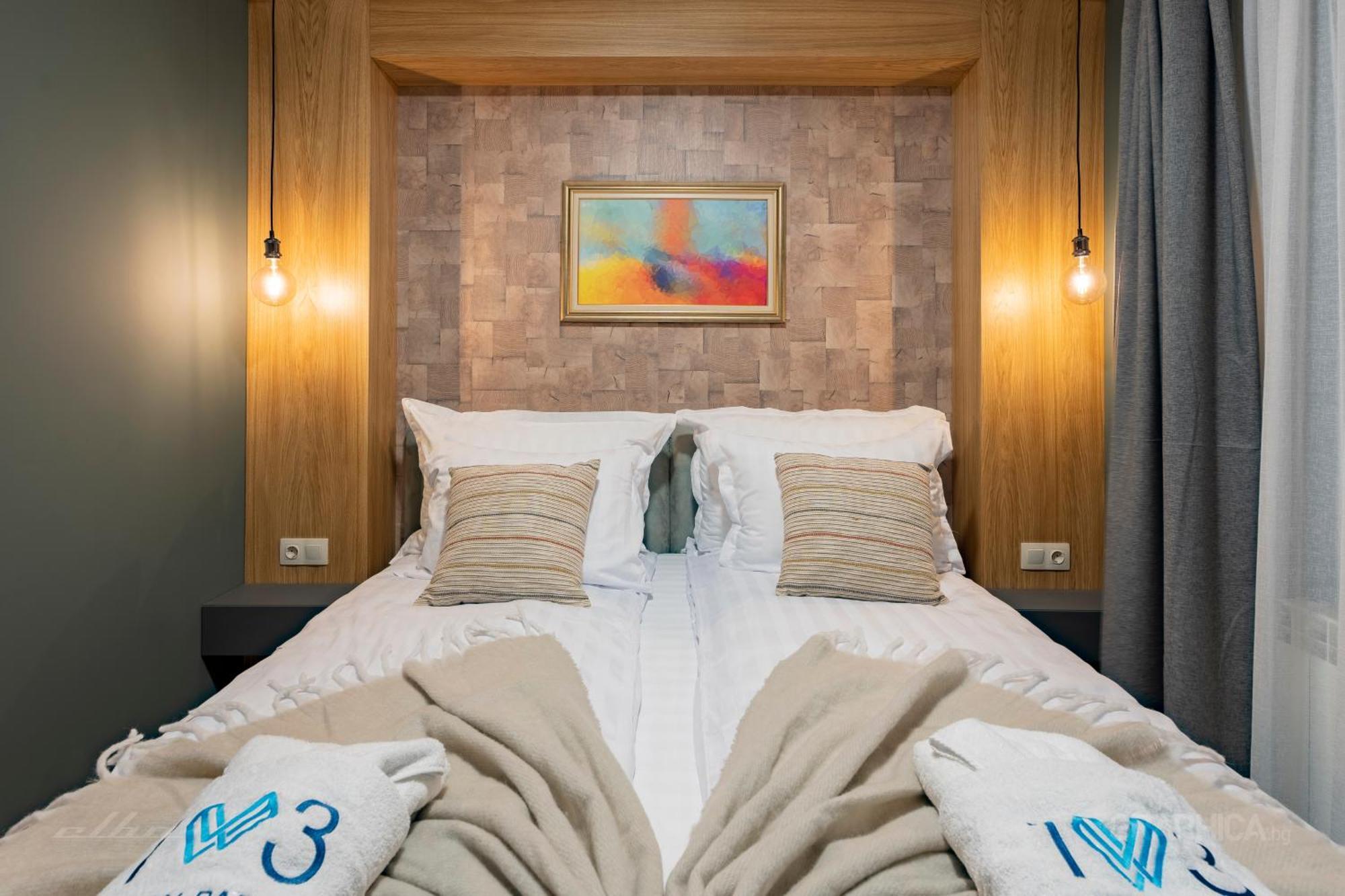 103 View Park Hotel بانيشيست المظهر الخارجي الصورة